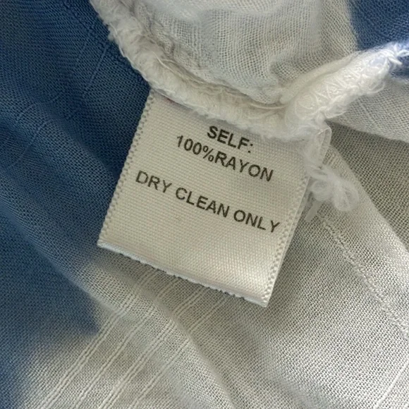 Hazel Sleeveless Twist Front High-Low Blue & White Stripe‎ Top Sz M- EUC - Picture 8 of 9